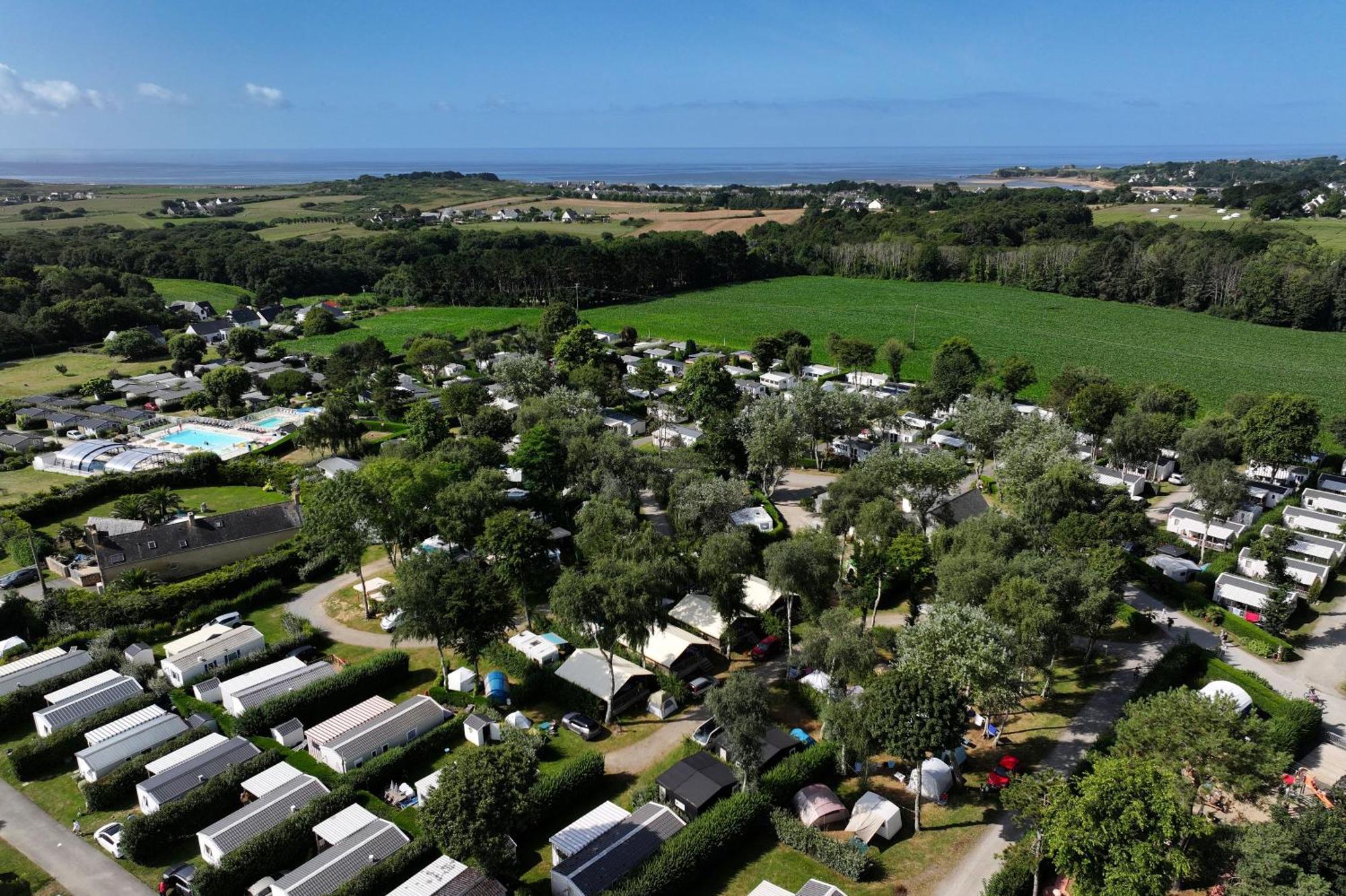 Hotel Domaine Les Jardins De Kergal Guidel-Plage Esterno foto